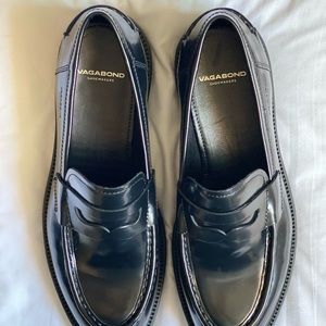 Vagabond Black Leather Penny Loafers